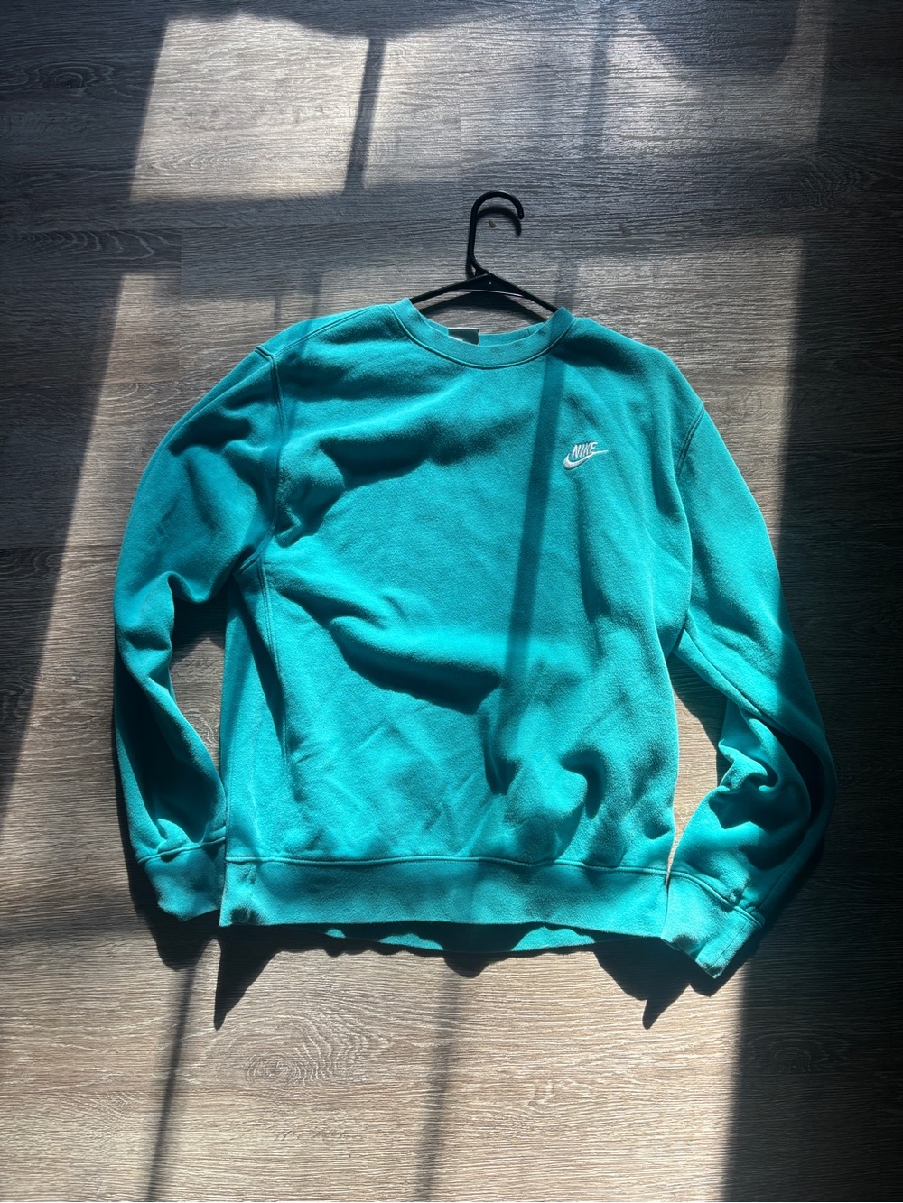 Nike Men's Teal Crewneck Sweatshirt - Bright Teal